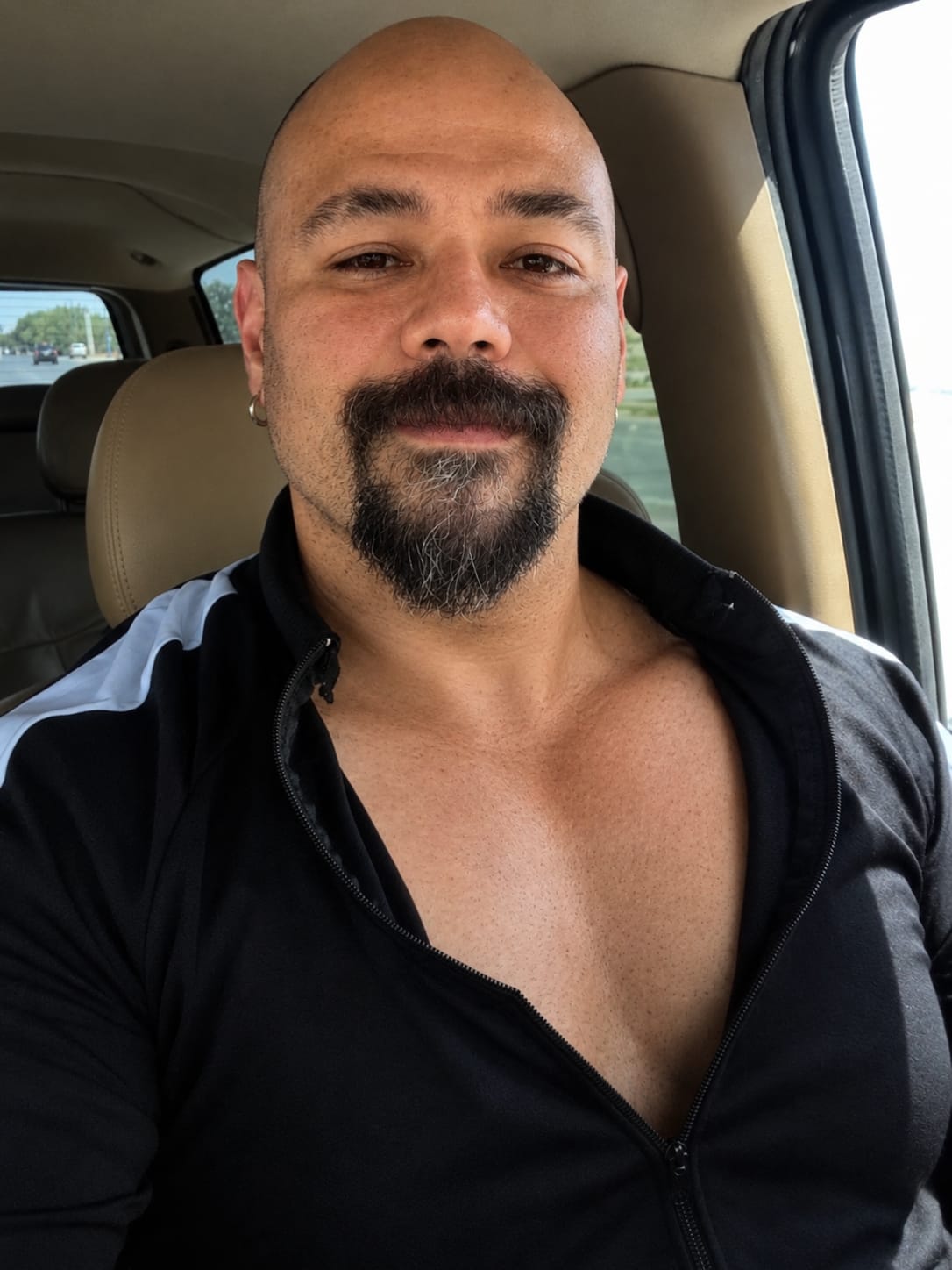 Juan Gerardo Ramón Vela Rodríguez