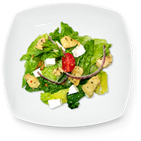 Ensalada de pollo con queso panela